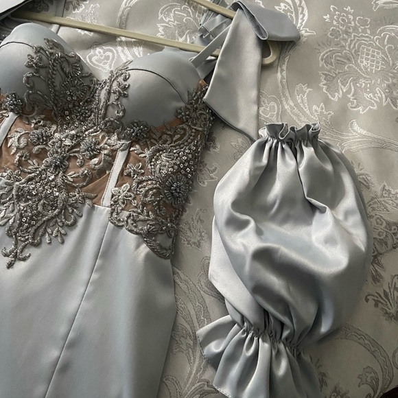 Dress 👌 - Picture 6 of 7